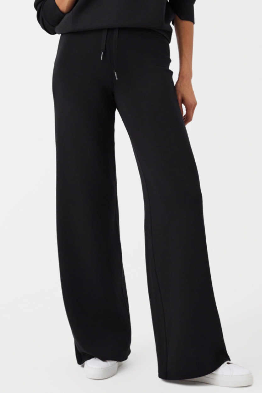 Air Essentials Wide Leg Pant